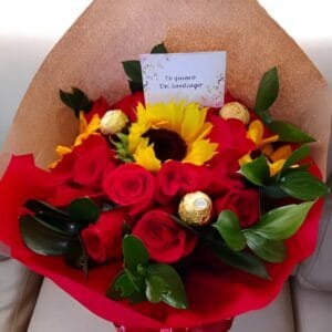Bouquet de 18 rosas, girasol y 3 ferrero R48